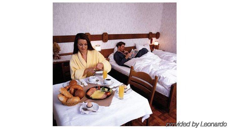 Hotel Mesnerwirt Westendorf Room photo